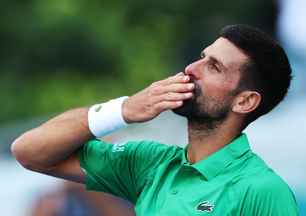 她会继续努 她会继续努